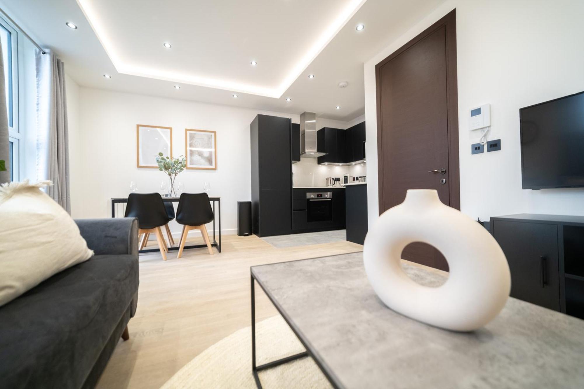 One And Two Bedroom Apartments Near Holloway Train Station By Belvilla Лондон Екстериор снимка