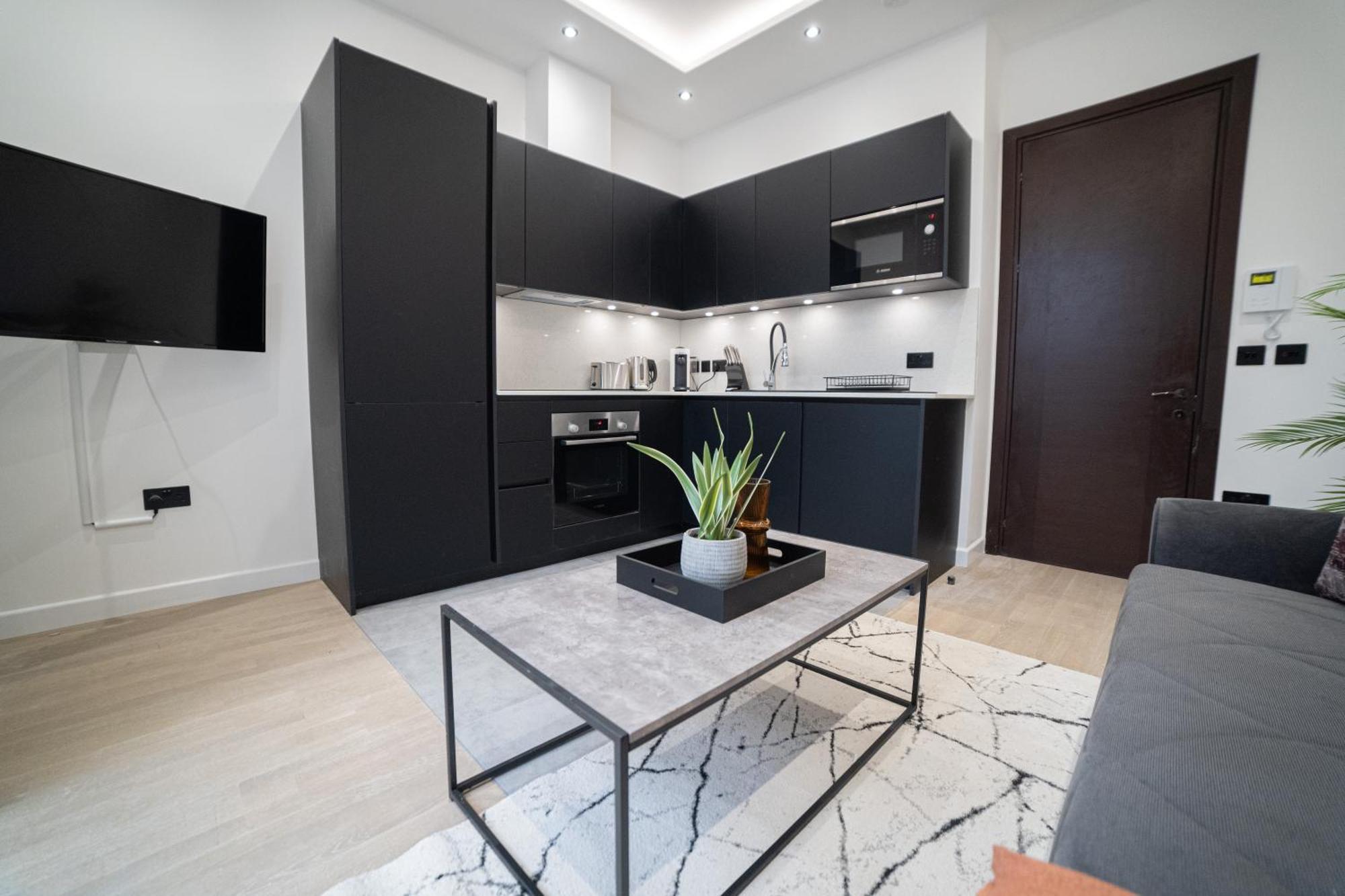 One And Two Bedroom Apartments Near Holloway Train Station By Belvilla Лондон Екстериор снимка