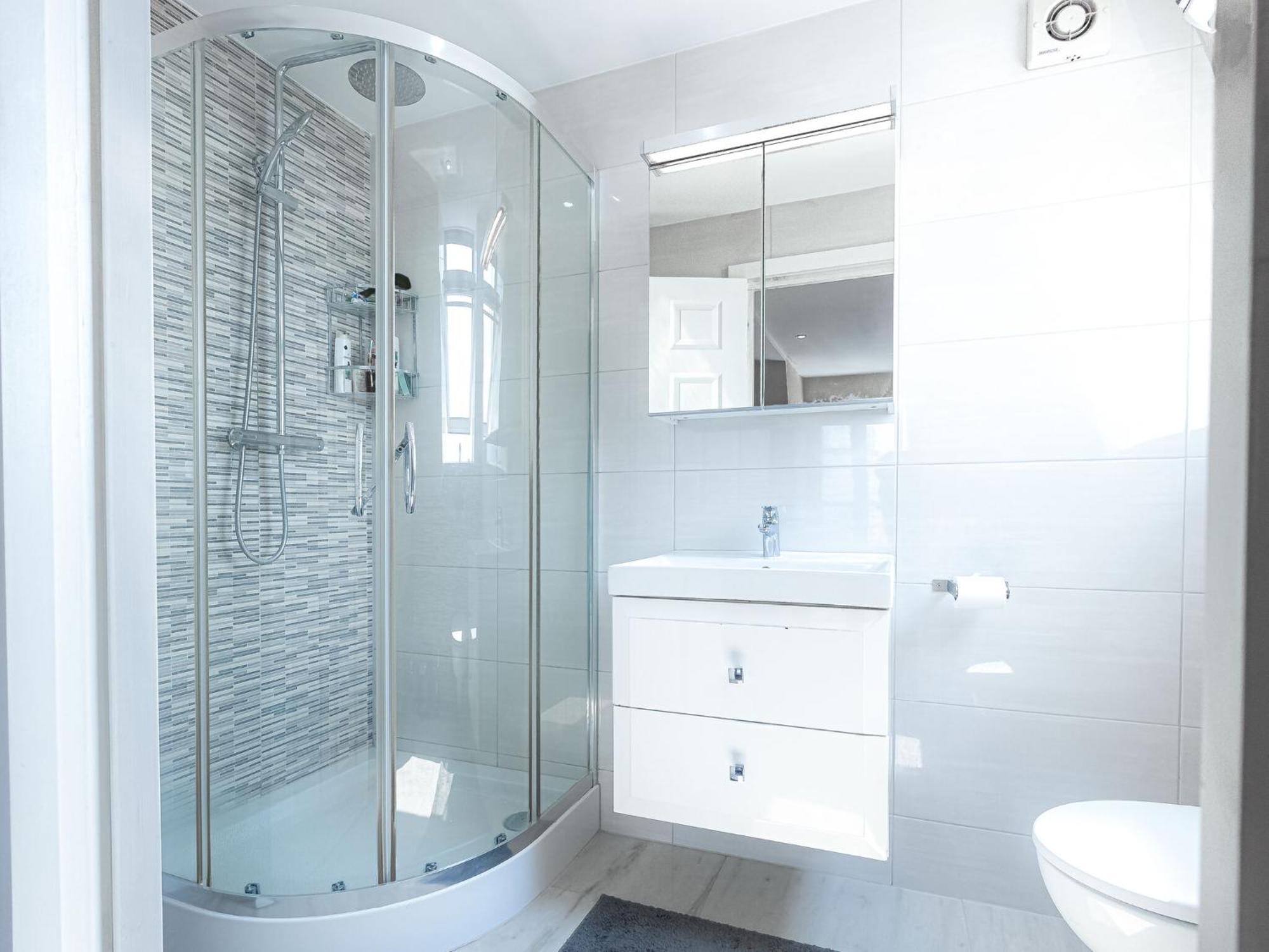 One And Two Bedroom Apartments Near Holloway Train Station By Belvilla Лондон Екстериор снимка